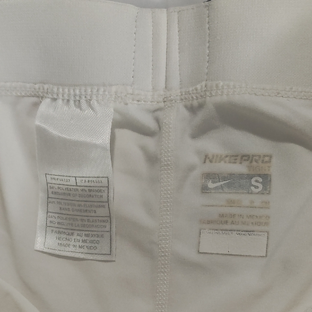 Nike Black and‎ White Athletic Shorts Moisture-Wicking Performance - Picture 8 of 9